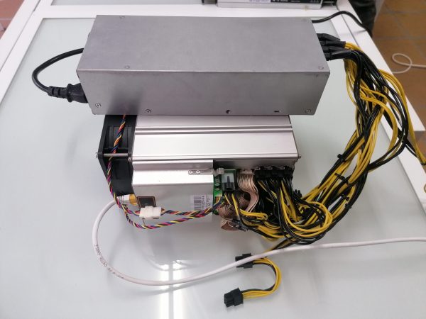 Antminer S19 Pro 3250W BTC España